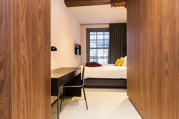 Medium property photo - Warmoesstraat 50G, 1012 JE Amsterdam